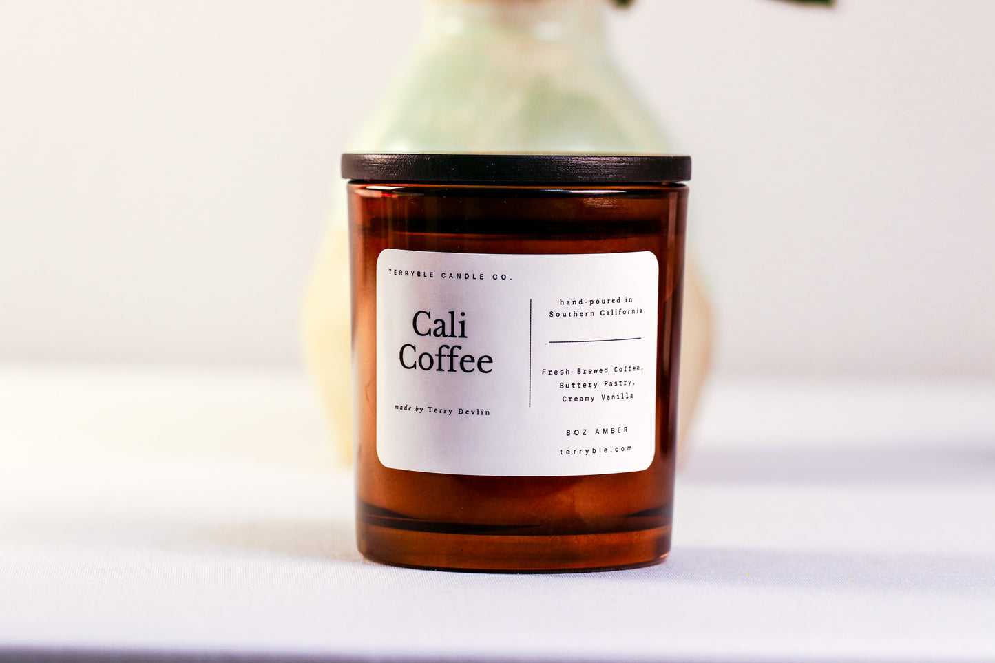 Cali Coffee Candle – Coffee & Vanilla Maple– 8 oz Amber Vessel